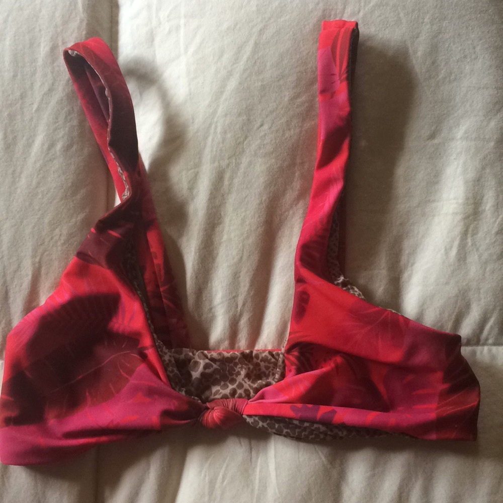 acacia top